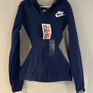 Brand new with tags Nike Boys Zip up Sweatshirt size medium